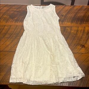 Elegant White Lace Kids Dress